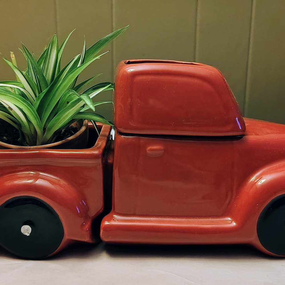 Red Ceramic Truck Electric Wax Melter/Planter